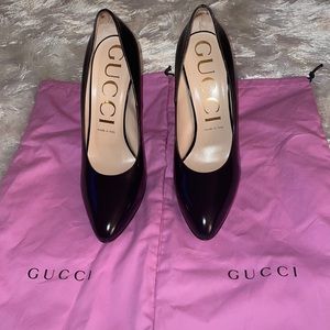 Gucci pumps